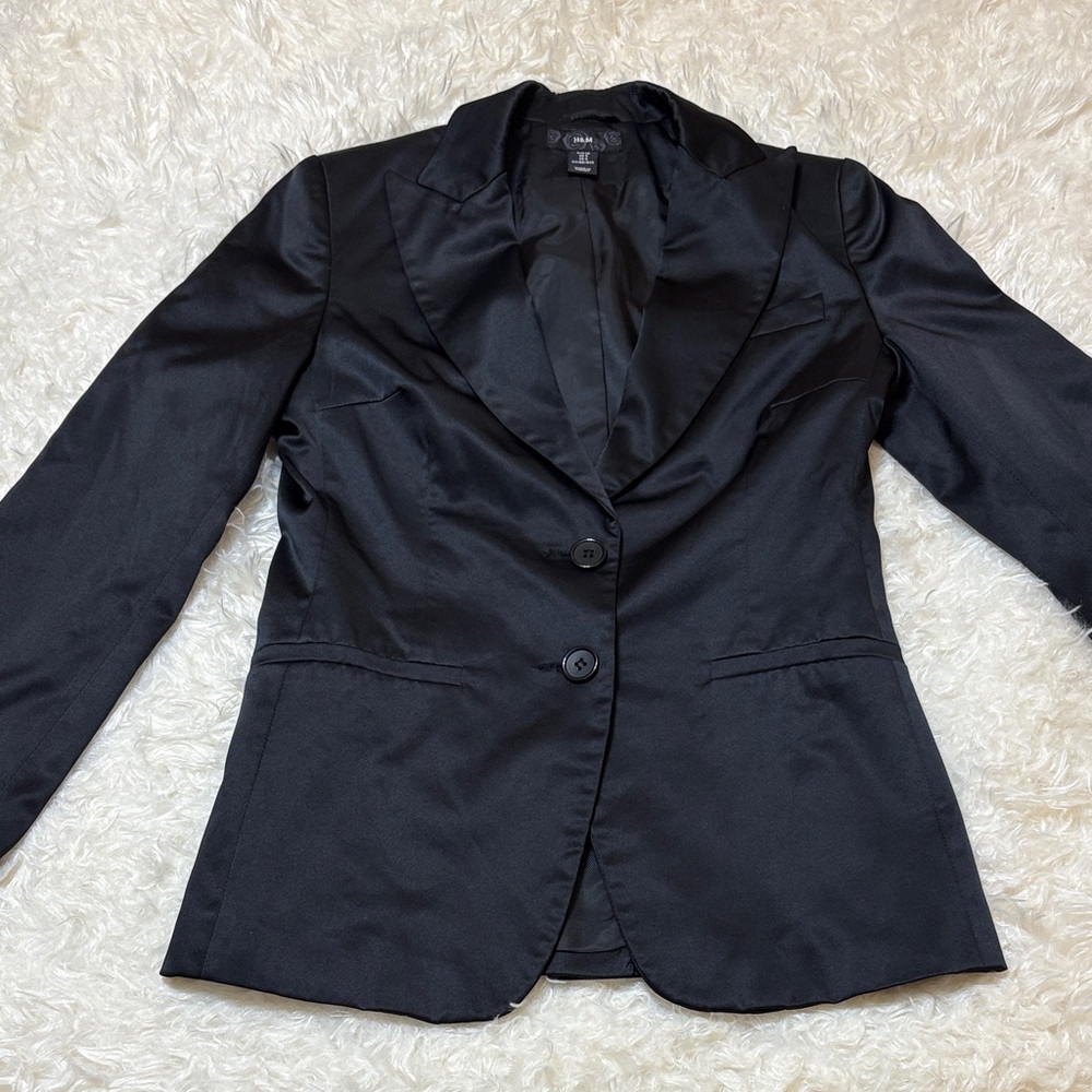 H&M Black Satin Classic Blazer - Picture 2 of 9